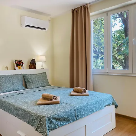 Bright & Cozy For 4 Guests In Centre Appartamento