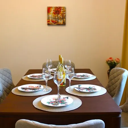 Appartamento Bright & Cozy For 4 Guests In Centre Plovdiv
