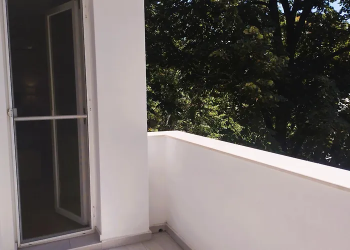 Bright & Cozy For 4 Guests In Centre