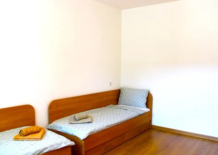 Bright & Cozy For 4 Guests In Centre * 플로브디프